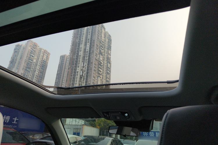 Used Changan UNI-Z New Energy 2024 Blue Whale Smart Electric iDD 125km Beyond Edition
