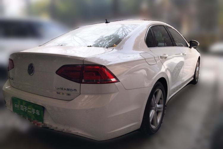 Used Volkswagen Lamando 2015 280TSI DSG Comfort Edition
