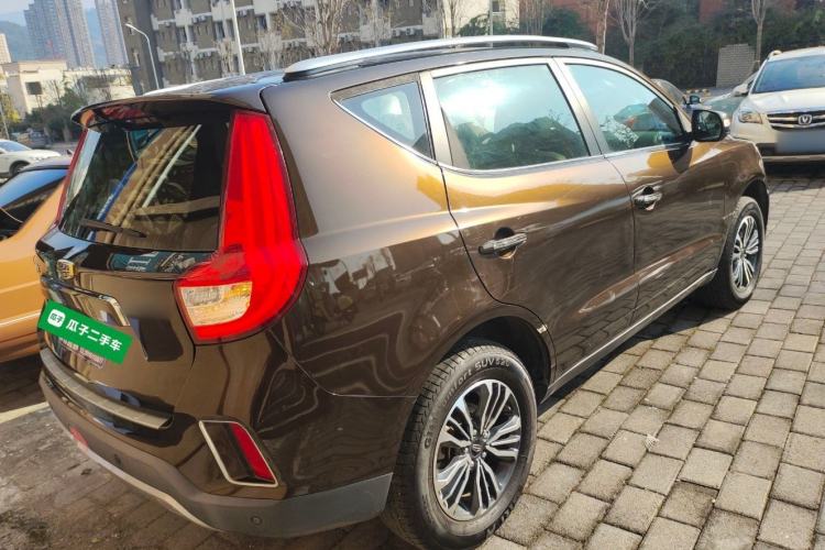 Used Geely Auto Vision X6 2016 1.8L Manual Luxury Model
