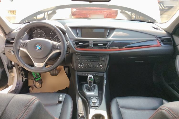 Used BMW X1 2015 sDrive18i Fashion Upgrade Edition
