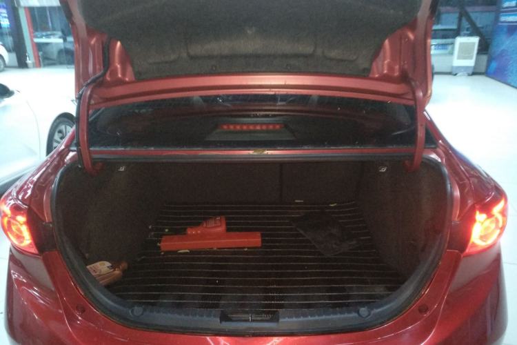 Used Mazda Mazda 3 Axela 2017 Sedan 1.5L Automatic Luxury Model Emission Standard China V
