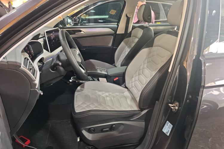 Used Volkswagen Tayron 2024 330TSI Two-Wheel Drive R-Line High-Energy Version