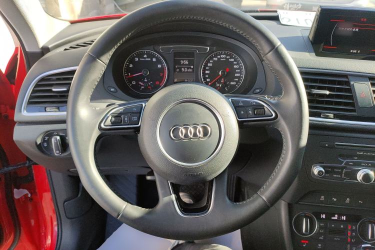 Used Audi Q3 2017 30 TFSI Fashion Model
