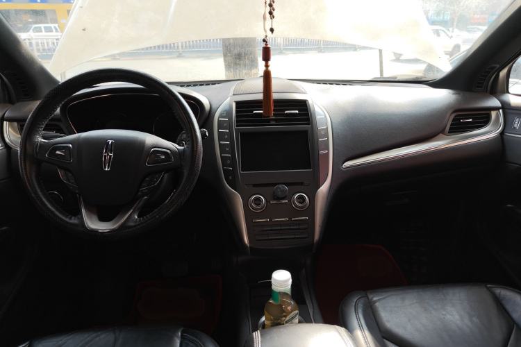 Used Lincoln MKC 2017 2.0T Two-Wheel Drive Deluxe Edition