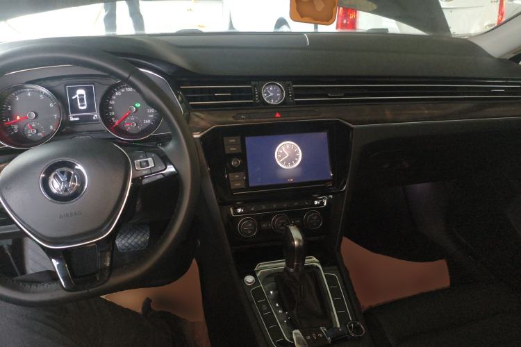 Used Volkswagen Magotan 2019 330TSI DSG Luxury Version China VI Standard
