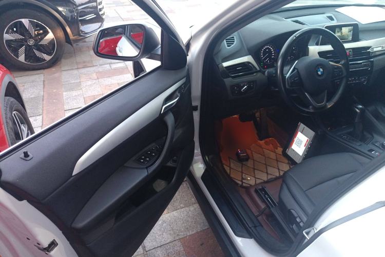 Used BMW X1 2018 sDrive20Li Leading Model
