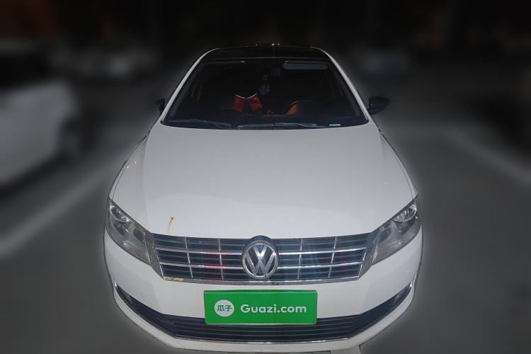 Used Volkswagen Gran Lavida 2013 1.6L Automatic Comfort Model
