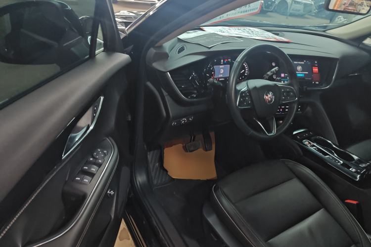 Used Buick Envision 2023 Encore Plus 652T Five-Seat Luxury Model
