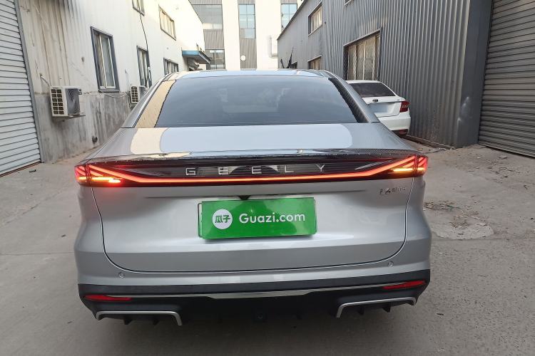 Used  L6 2025 EM-i 140km Starship Edition
