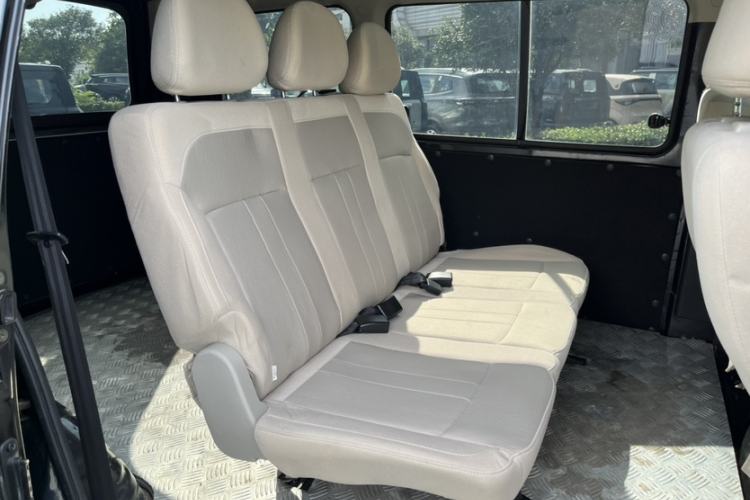 Used FORTHING Lingzhi 2022 M5 1.6L Practical Model 5 Seats
