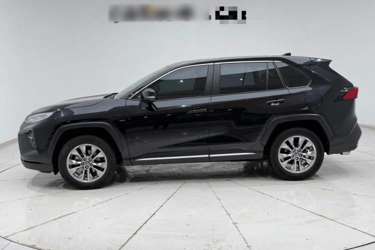 Used Toyota Wildlander 2022 2.0L CVT 4x4 Luxury PLUS Edition