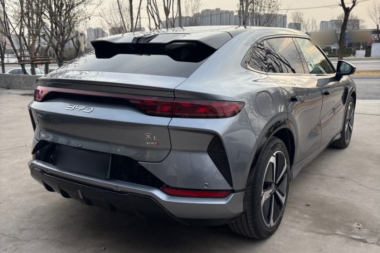 Used BYD Song L EV 2025 Intelligent Driving Version 662 km LiDAR Excellence Edition
