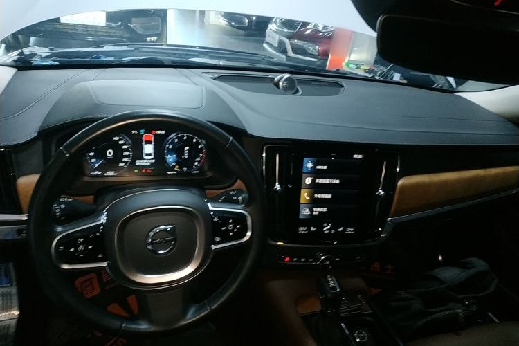 Used Volvo S90 2020 T5 Zhiya Luxury Edition