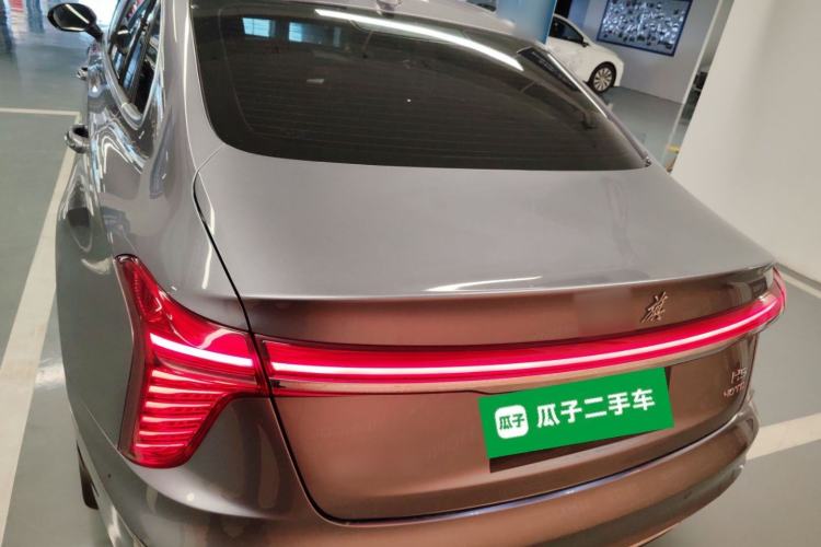 Used Hongqi H5 2024 2.0T Automatic Smart Connect Flagship Edition
