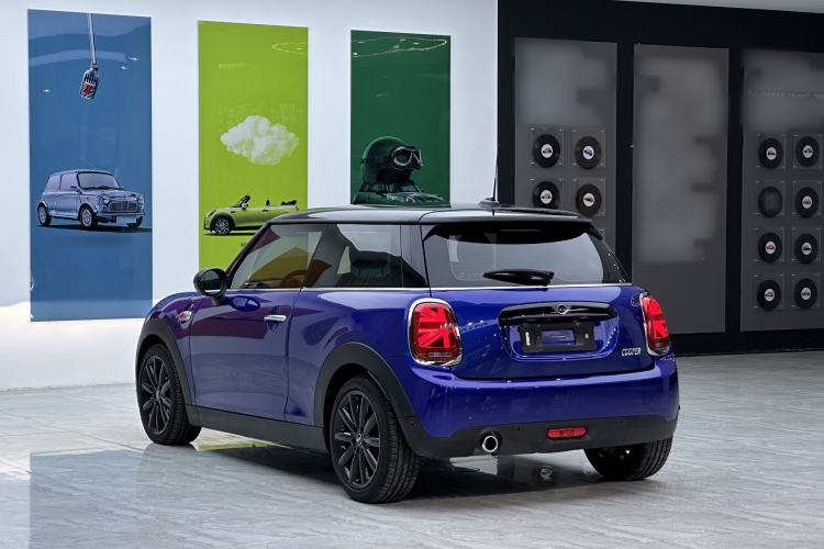 Used MINI MINI 2018 1.5T COOPER Artist