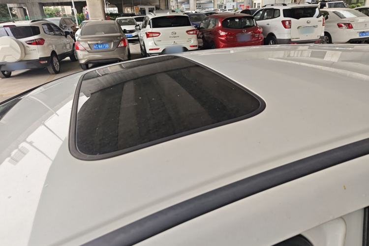 Used Honda Jade 2016 1.8L Automatic Comfort Elite Version 5 Seats
