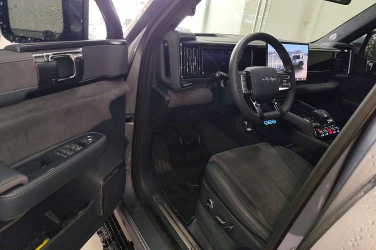 Used Formula Leopard Leopard 5 2023 Cloud Ride Flagship Edition
