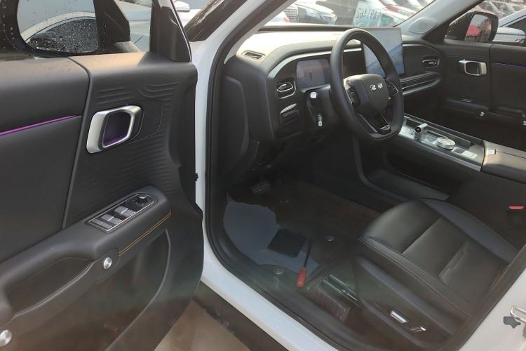 Used  BJ30 2024 1.5T Magic Electric Drive Standard Edition