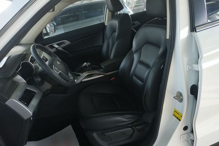 Used Geely Auto Emgrand X7 Sport 2016 1.8TD Automatic ZhiShang Model
