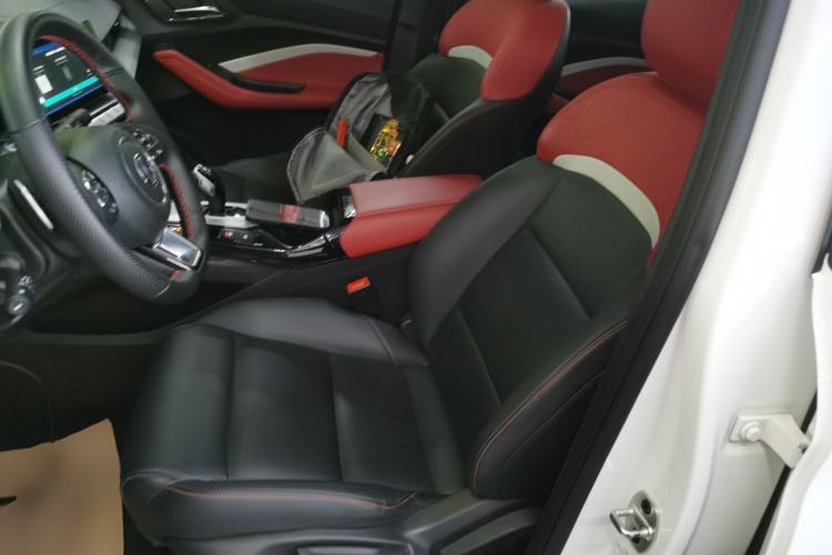 Used MG 5 2021 300TGI DCT Elegant Luxury Edition
