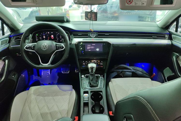 Used Volkswagen Magotan 2023 2 Million Units Commemorative Edition 330TSI DSG Luxury Version
