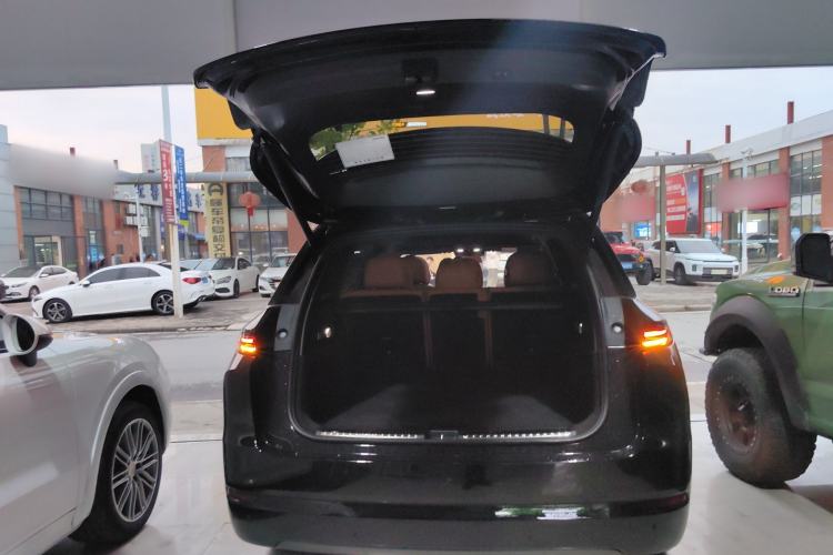 Used Li Auto L7 2025 Ultra Smart Refreshed Edition
