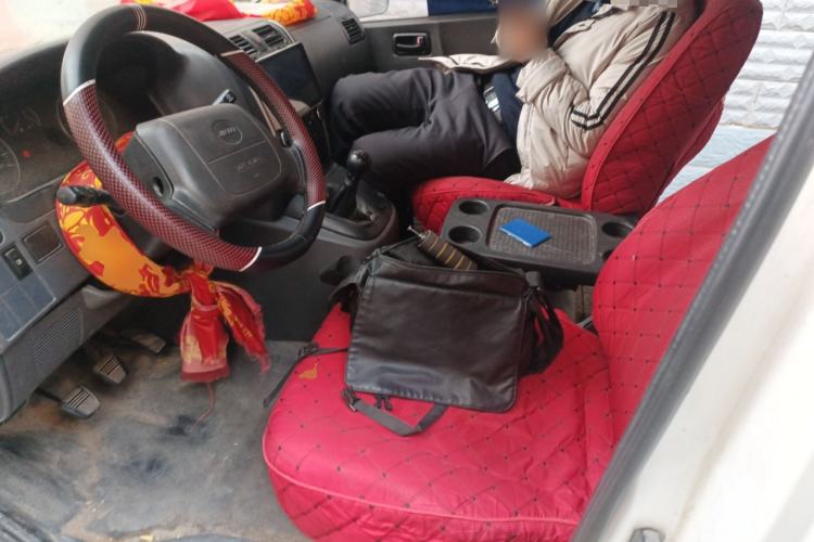 Used Jinbei Express 2017 2.0L Standard Version V19
