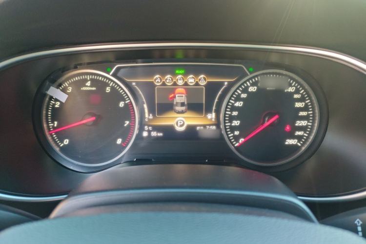 Used Hongqi H5 2022 Classic Model Facelift 1.8T Automatic Smart Connect Flagship Edition
