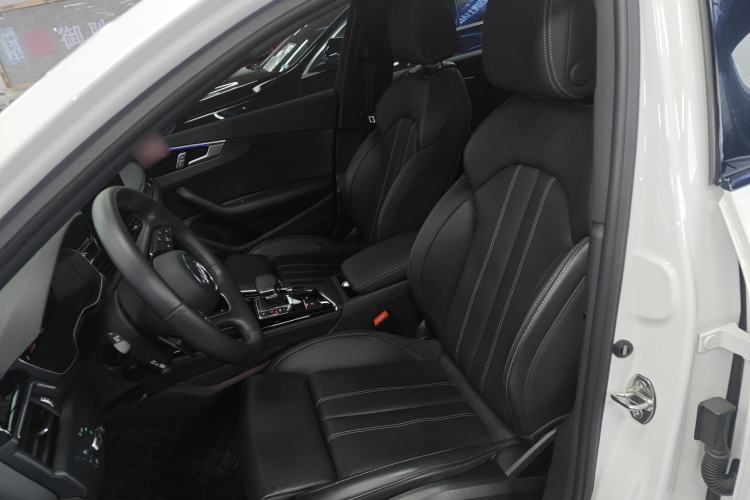 Used Audi A4L 2024 40 TFSI Luxury Dynamic Edition