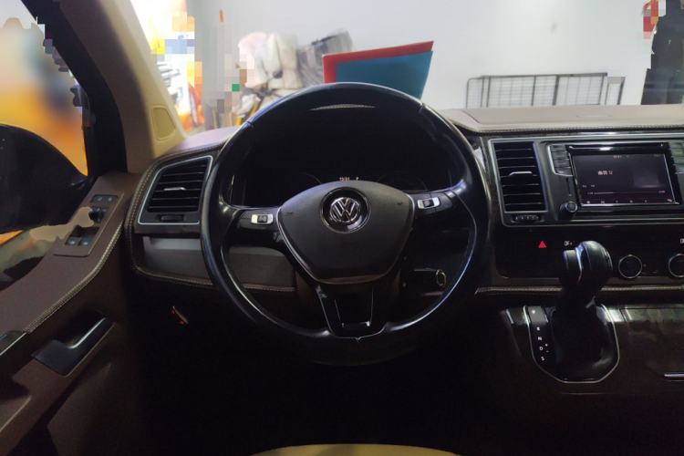 Used Volkswagen Caravelle 2017 2.0 TSI 4x4 Luxury Edition 7-Seater