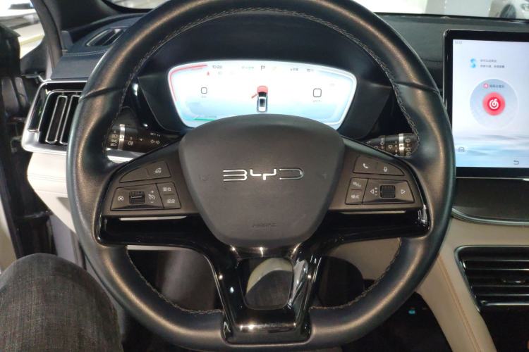 Used BYD Song PLUS New Energy 2024 Honor Edition EV 520km Luxury Model