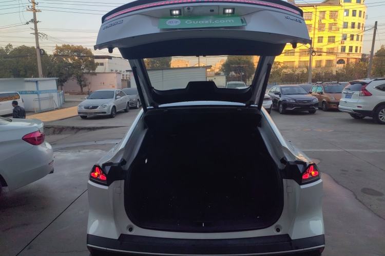 Used  SL03 2023 200Max Range-Extended Version
