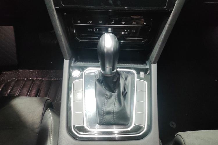 Used Volkswagen Magotan 2020 330TSI DSG Luxury Edition
