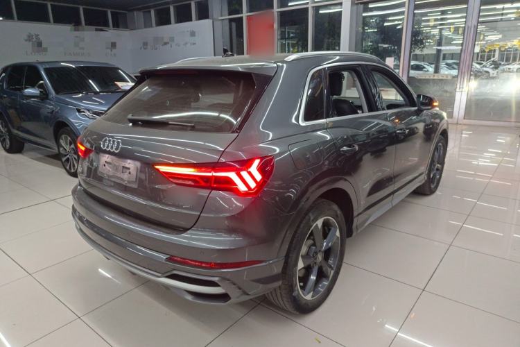 Used Audi Q3 2019 35 TFSI Fashion Dynamic Model