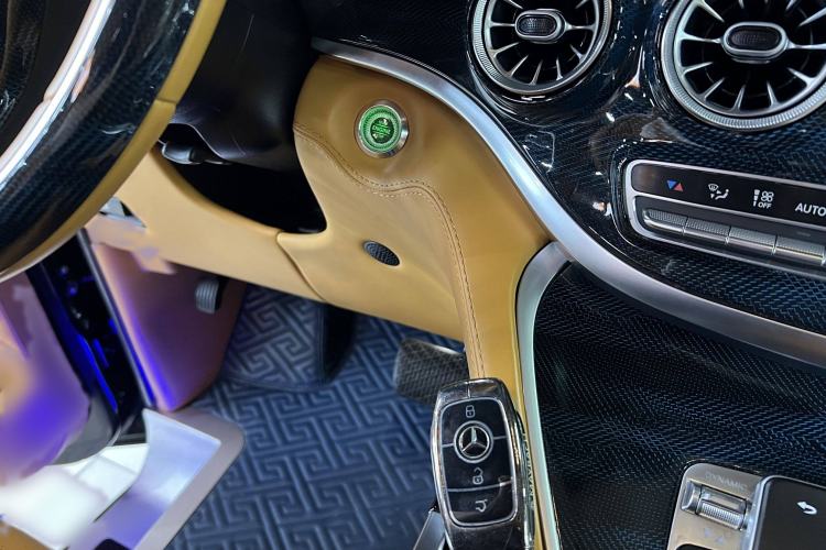 Used Mercedes-Benz Vito 2021 2.0T Business Version 7 Seats
