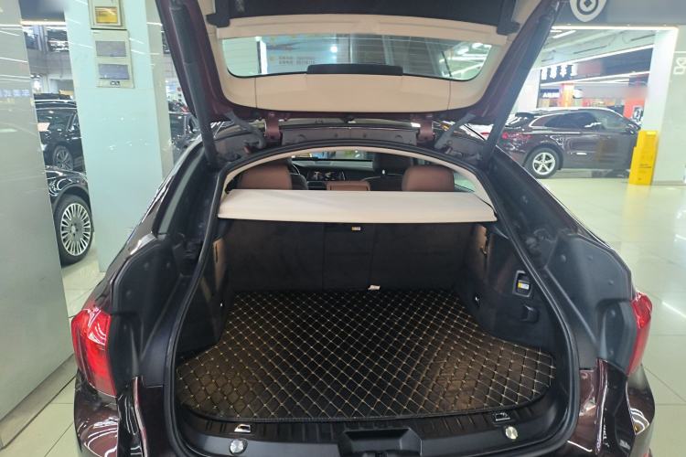 Used BMW 5 Series GT 2015 535i Leading Model
