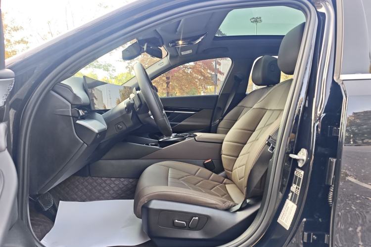 Used BMW 5 Series 2024 525Li M Sport Package