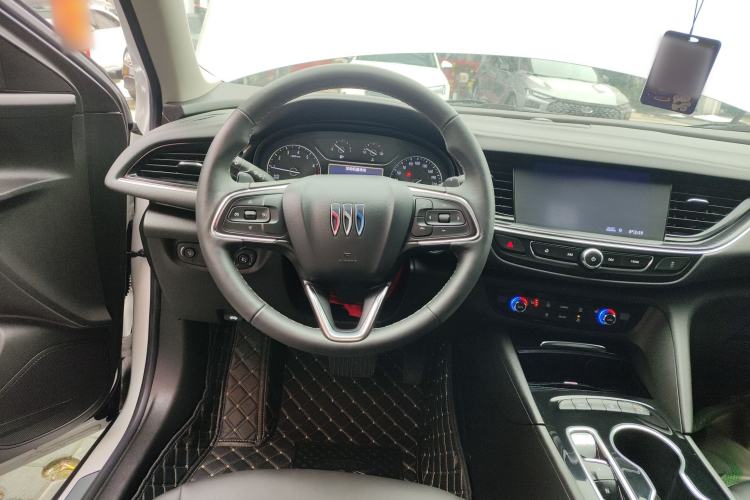 TDK.VehicleDetails.img