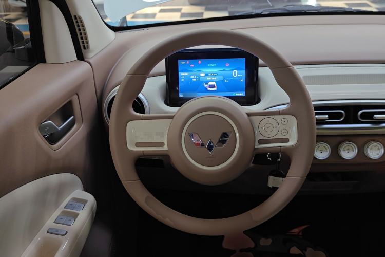 Used Wuling Hongguang MINIEV 2025 Four-Door Version Advanced Edition
