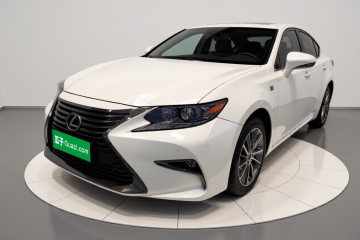 Used Lexus ES 2015 300h Comfort Edition