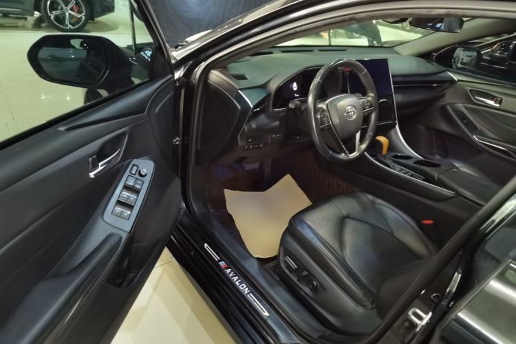 Used Toyota Avalon 2022 Dual-Engine 2.5L Luxury Edition
