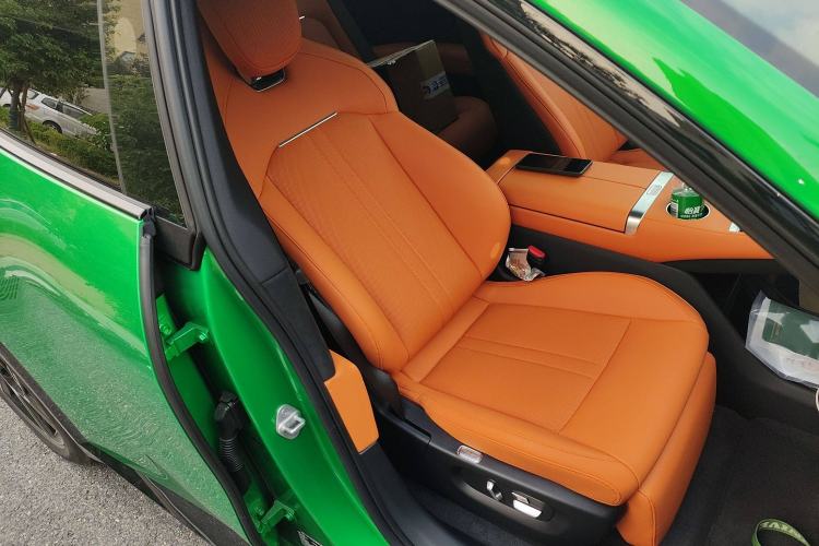 Used  YU7 2025 Ultra-Long Range All-Wheel Drive Pro Version
