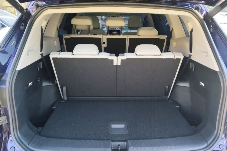 Used Volkswagen ID.6 X 2021 Pro Smart Long-Range Edition