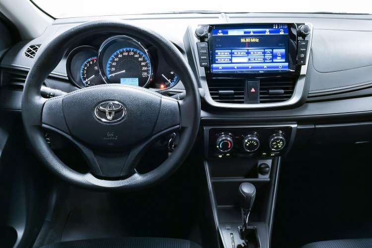 Used Toyota YARiS L 2019 1.5E CVT Dynamic Edition China VI compliant