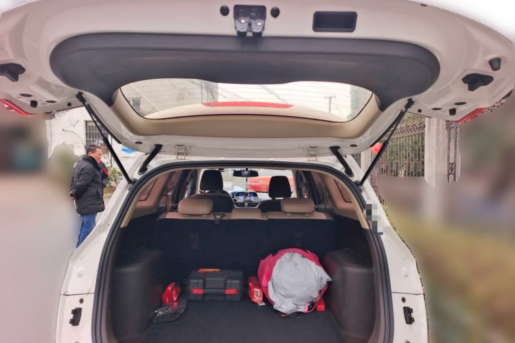 Used Baojun 310W 2017 1.5L Manual Fashion Edition China VI
