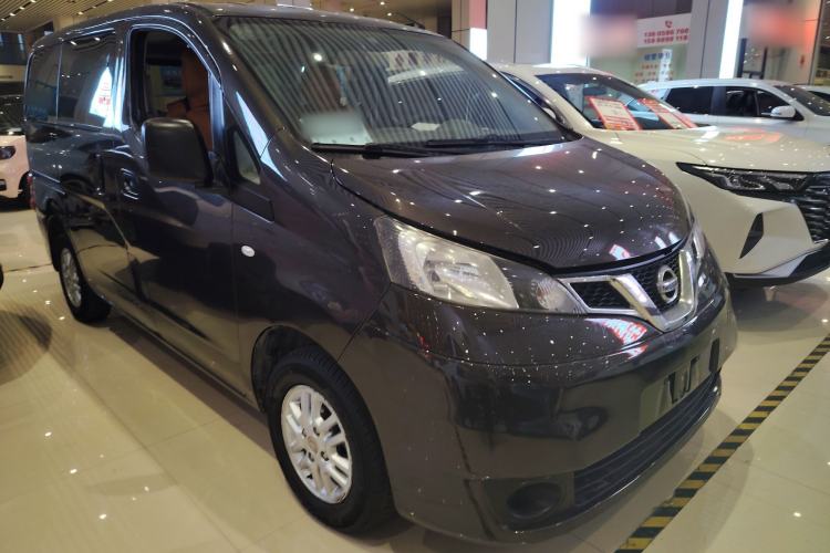 Used Nissan NV200 2014 1.6L CVT Luxury Model China IV Standard