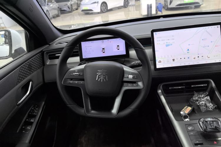 Used BYD Qin PLUS 2025 DM-i Smart Drive 120KM Superior Model