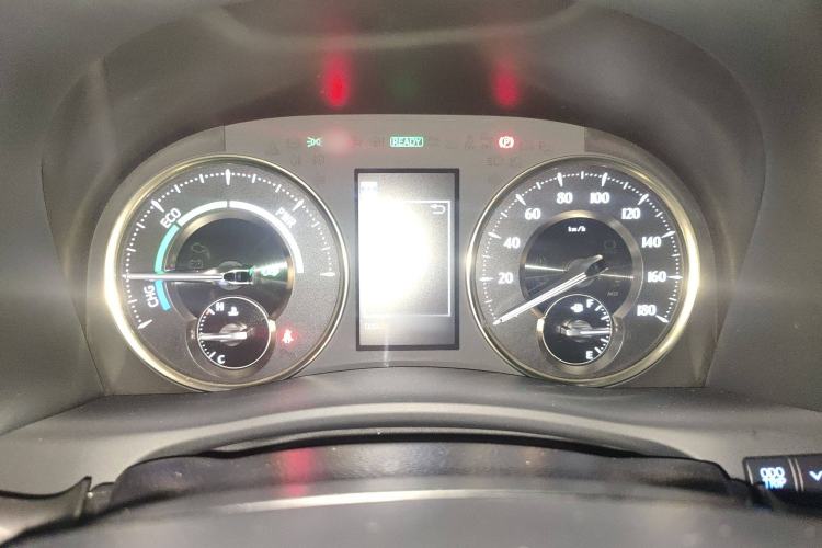 Used Toyota Alphard 2020 Dual-Engine 2.5L Luxury Edition
