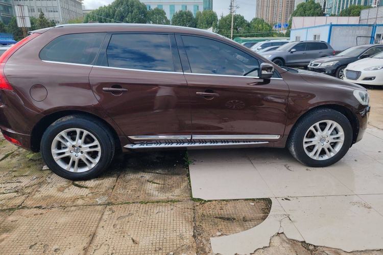 Used Volvo XC60 2016 T5 Smart Drive Edition
