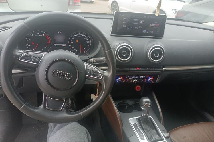 Used Audi A3 2014 Limousine 35 TFSI Automatic Comfort Model
